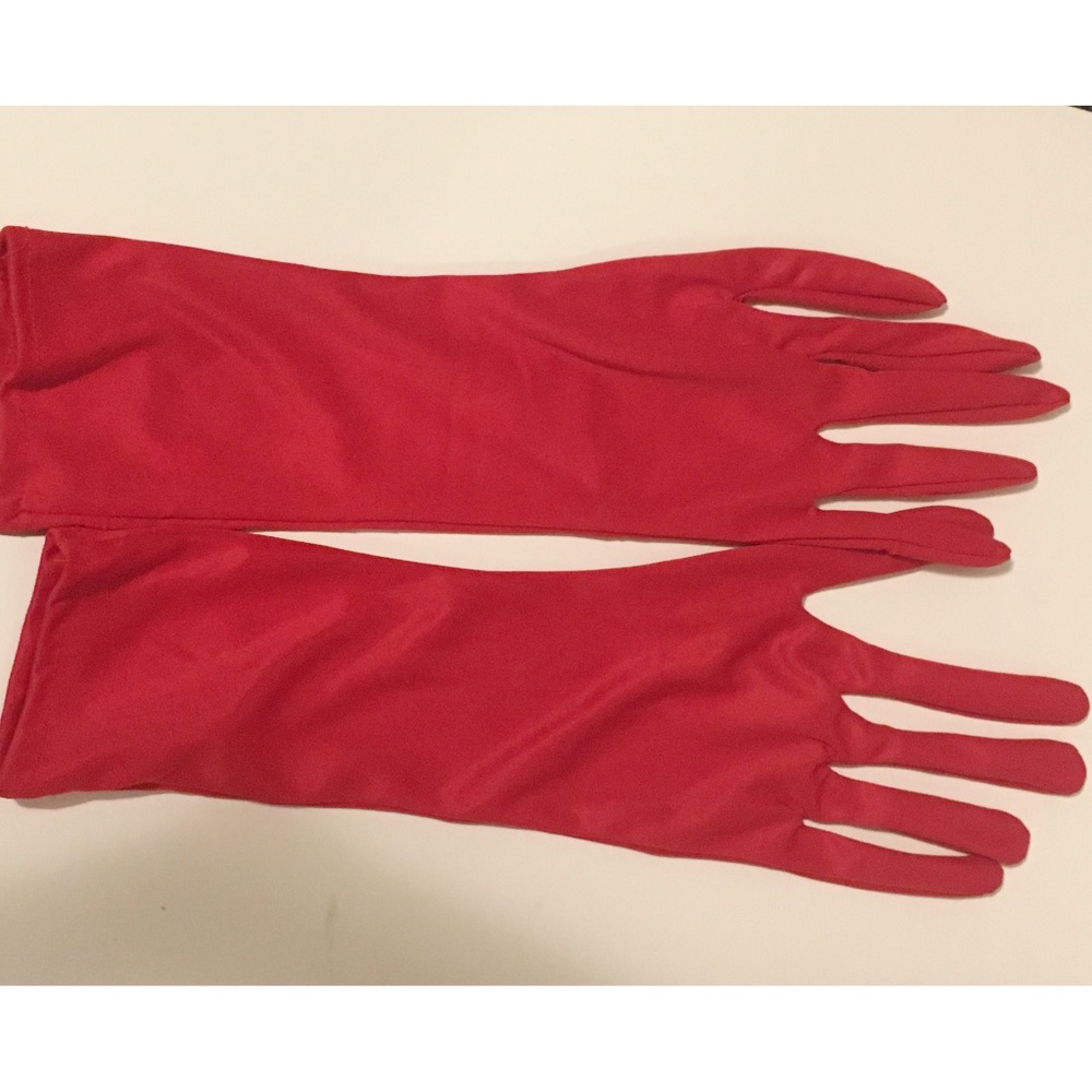 Long Red Gloves in Women